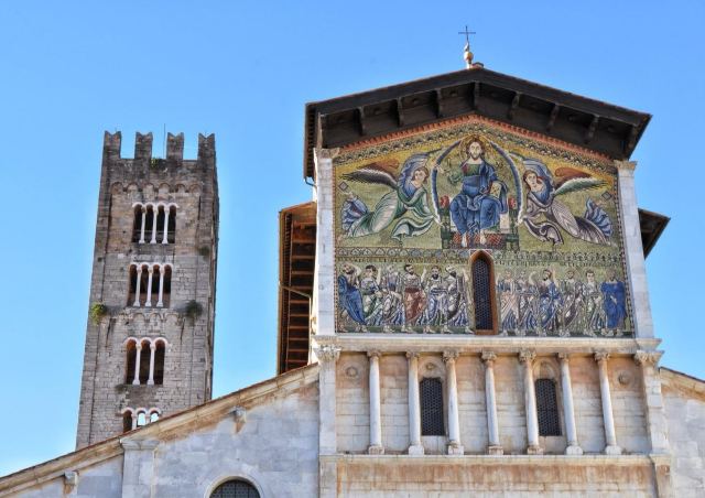 Gita alla città di Lucca