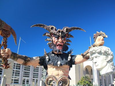 Gita al Carnvela di Viareggio